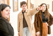 El Auditorio López Torres acoge este viernes el estreno del corto “Eres niño como yo”, un viaje a la infancia, la identidad y la memoria familiar El Auditorio López Torres acoge este viernes el estreno del corto “Eres niño como yo”, un viaje a la infancia, la identidad y la memoria familiar