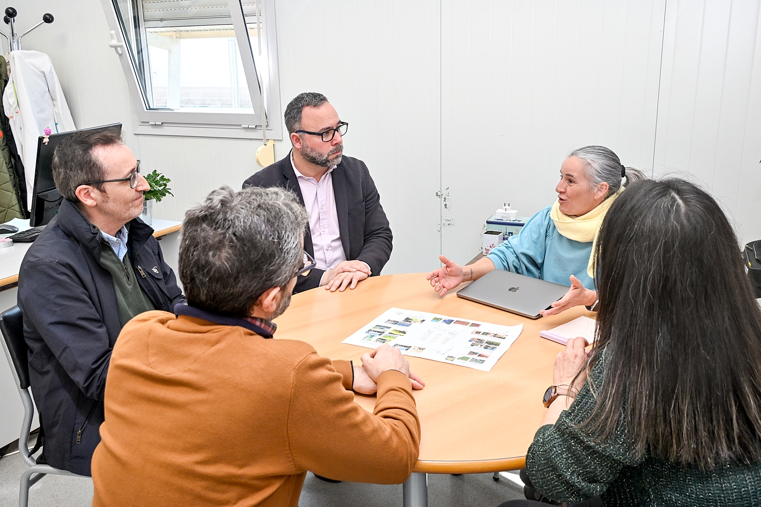 El Ayuntamiento colaborará en el proyecto “Renaturalización de patios” del CEE Ponce de León