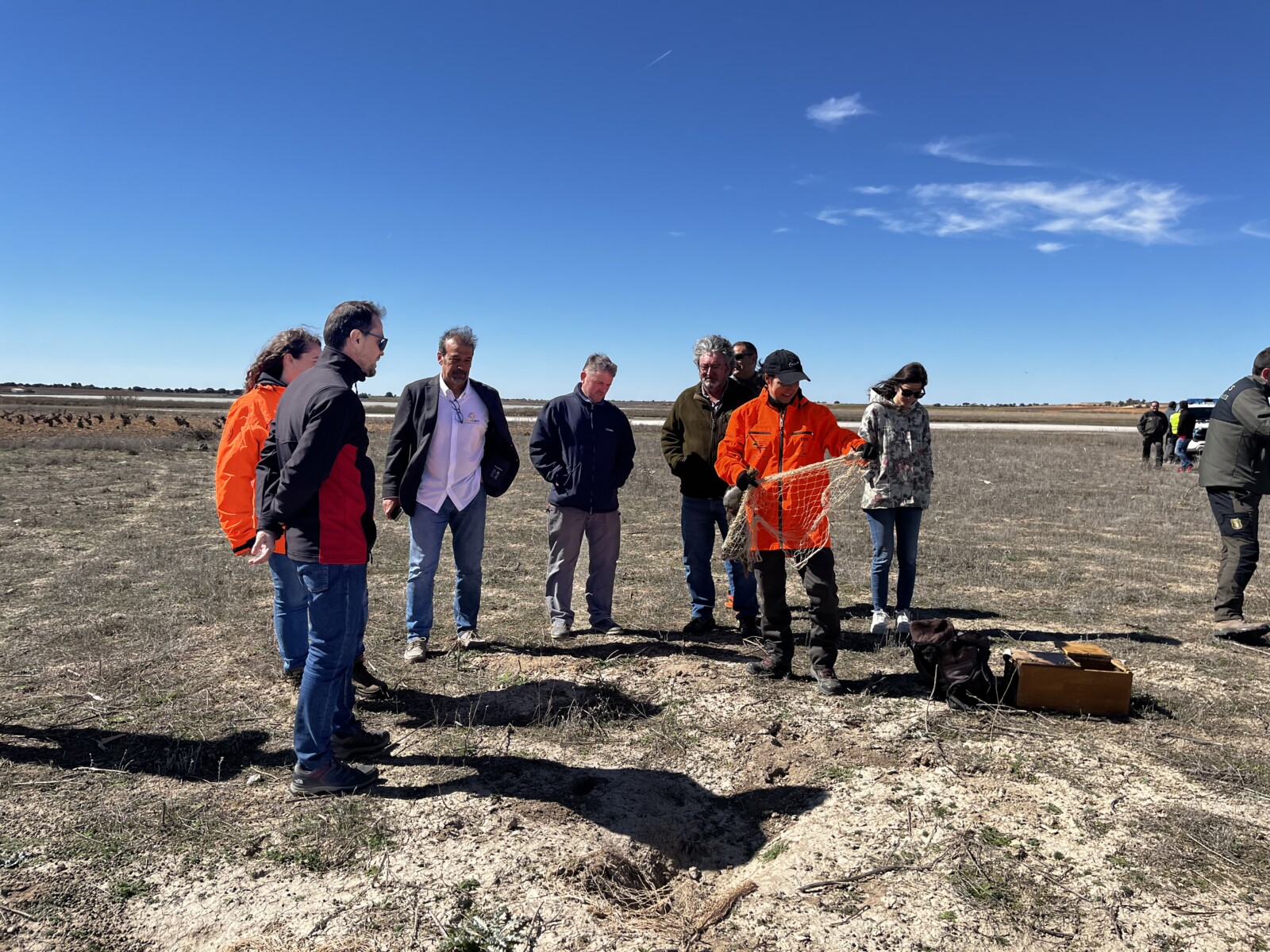 El Gobierno de Castilla-La Mancha presenta dos nuevos equipos para hacer frente a la sobrepoblación del conejo de monte tanto durante el día como por la noche 1 El Gobierno de Castilla-La Mancha presenta dos nuevos equipos para hacer frente a la sobrepoblación del conejo de monte tanto durante el día como por la noche