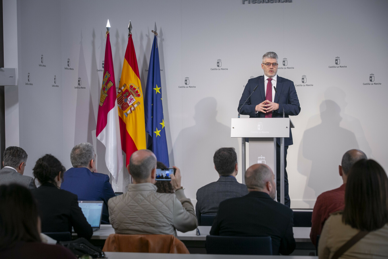 El Gobierno de García-Page diseña el Plan Estratégico del Dato 2025-2030 para hacer una Administración más inteligente, cercana y eficiente 1 El Gobierno de García-Page diseña el Plan Estratégico del Dato 2025-2030 para hacer una Administración más inteligente, cercana y eficiente