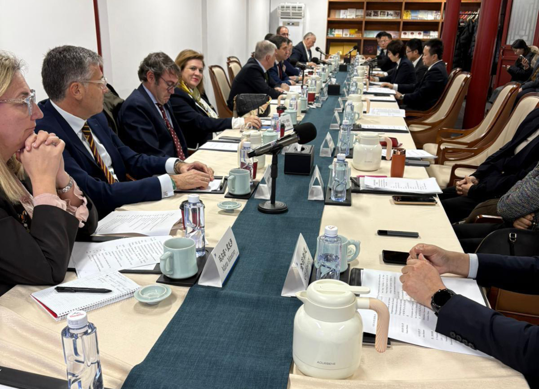 Valverde acompaña a un grupo de alcaldes del Partido Popular de Ciudad Real y otros cargos regionales a una misión institucional y comercial a China 7 El presidente de la Diputación acompaña a un grupo de alcaldes del Partido Popular de Ciudad Real y otros cargos regionales a una misión institucional y comercial a China