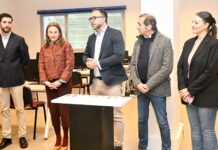 La entrega de llaves de la «nueva» pista de conductores: otra mentira más de Javier Navarro Muelas La entrega de llaves de la "nueva" pista de conductores: otra mentira más de Javier Navarro Muelas