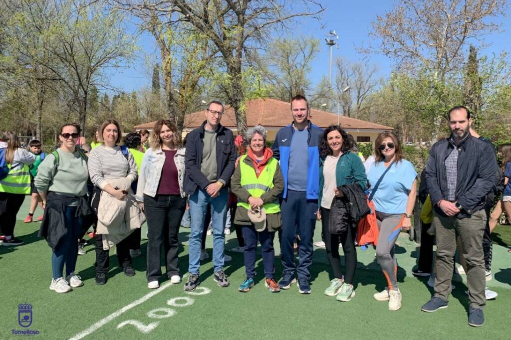 Los escolares del CEIP José María del Moral dan 7000 pasos por una vida saludable 2 escolares del moral 2
