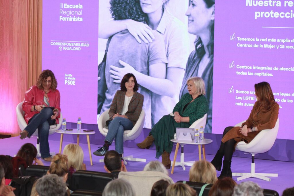 El PSOE destaca la apuesta del Gobierno de CLM por las políticas públicas en favor de la igualdad entre hombres y mujeres frente a los retrocesos 26 escuela regional formacion feminista psoe clm 10