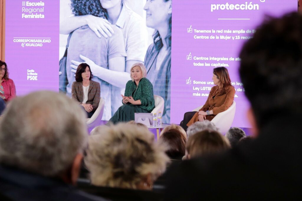 El PSOE destaca la apuesta del Gobierno de CLM por las políticas públicas en favor de la igualdad entre hombres y mujeres frente a los retrocesos 29 escuela regional formacion feminista psoe clm 45