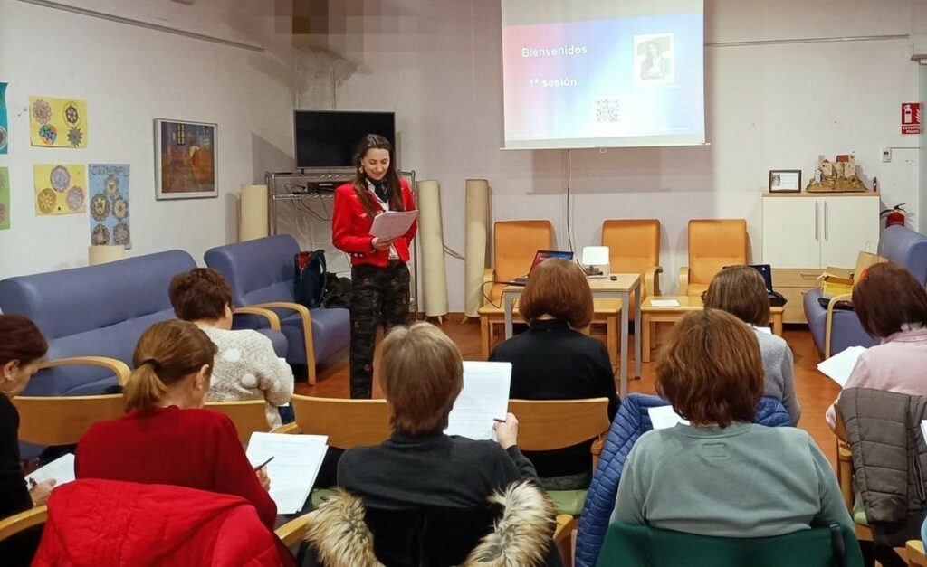 Veintisiete farmacias de Castilla-La Mancha imparten sesiones de educación sanitaria sobre problemas de salud de la mujer y evalúan cuál es su impacto 5 escuelas salud mujer 5