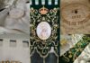 La Hermandad de la Virgen de las Viñas restaura uno de sus grandes símbolos devocionales: el estandarte de la patrona de Tomelloso La Hermandad de la Virgen de las Viñas restura uno de sus grandes símbolos devocionales: el estandarte de la patrona de Tomelloso
