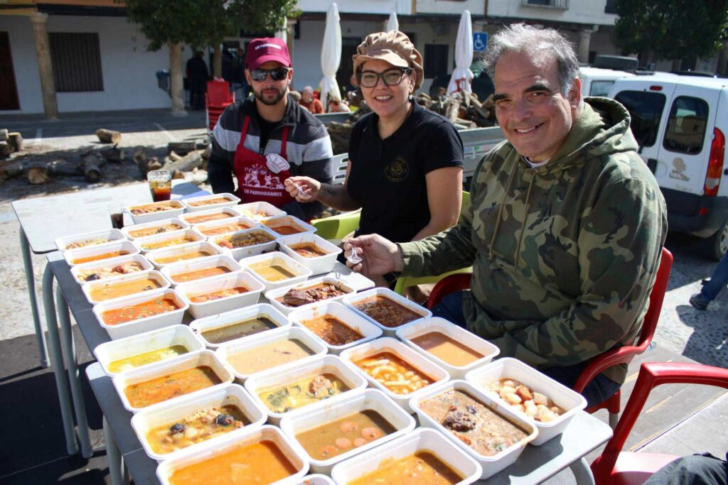 La Fiesta de las Legumbres en Cogolludo volvió a llenar la Plaza Mayor de sabor local 1 fiestaslegumbrescogolludo 2