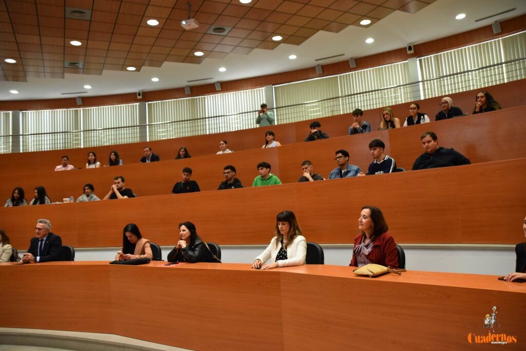 Tomelloso despide la V FP Dual Cooperativa con un mensaje claro: el futuro del campo pasa por jóvenes cualificados 8 fp dual globalcaja tomelloso 2