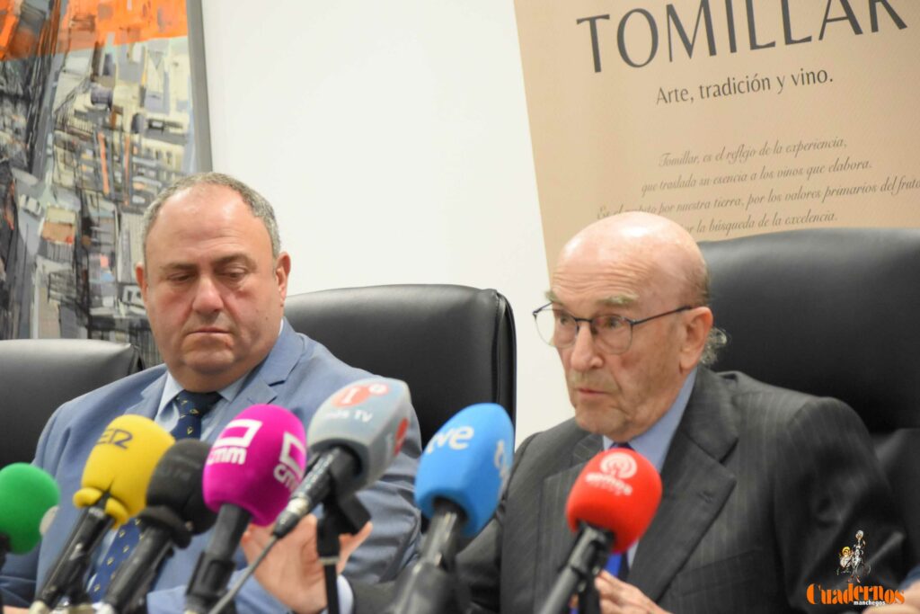 Lizán celebra la fusión de Virgen de las Viñas con Vinícola y San José: “No es solo vender más, también es trabajar por la vía de ahorros de costes” 3 lizantomelloso virgen vinas 2