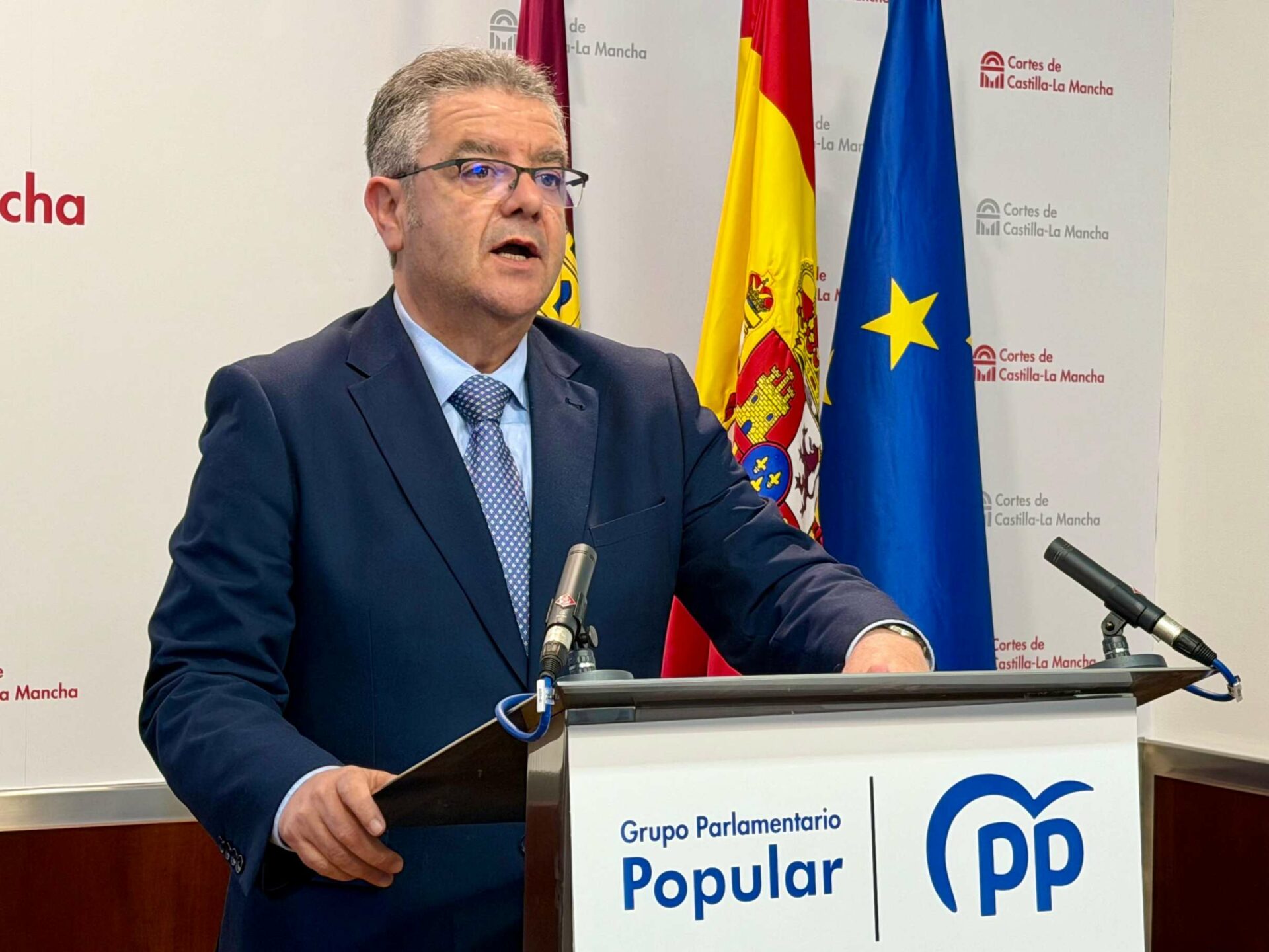 Moreno resalta que Page ha votado 61 veces en contra de recuperar la carrera profesional a lo largo de sus tres legislaturas