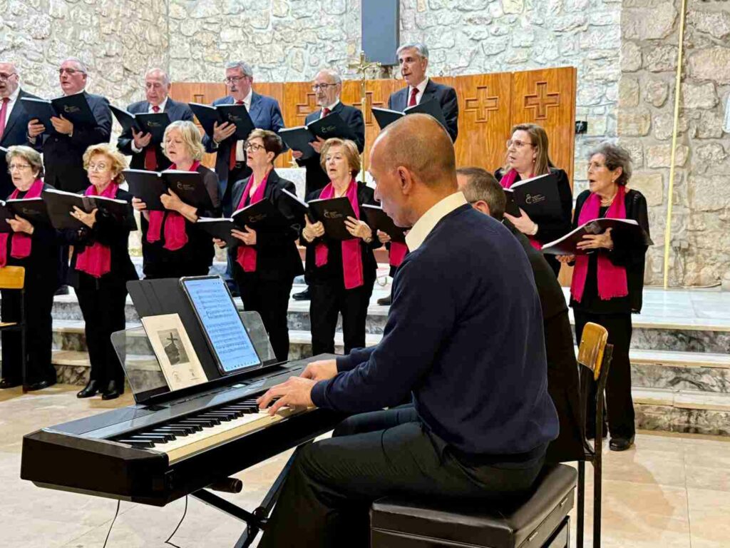 Gran concierto de música sacra con el Orfeón Juan de la Enzina y la Agrupación Coral Santísimo Cristo de las Injurias 6 musicasacra villacanas 7