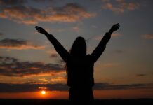 Nací libre del vientre de mi madre Nací libre del vientre de mi madre