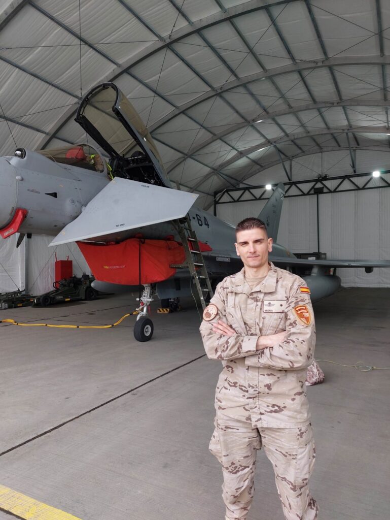 Un militar ahijado de Tomelloso desplegado en Rumanía en una operacióin de la OTAN 4 operacionpazhijomilitartomellosero 3