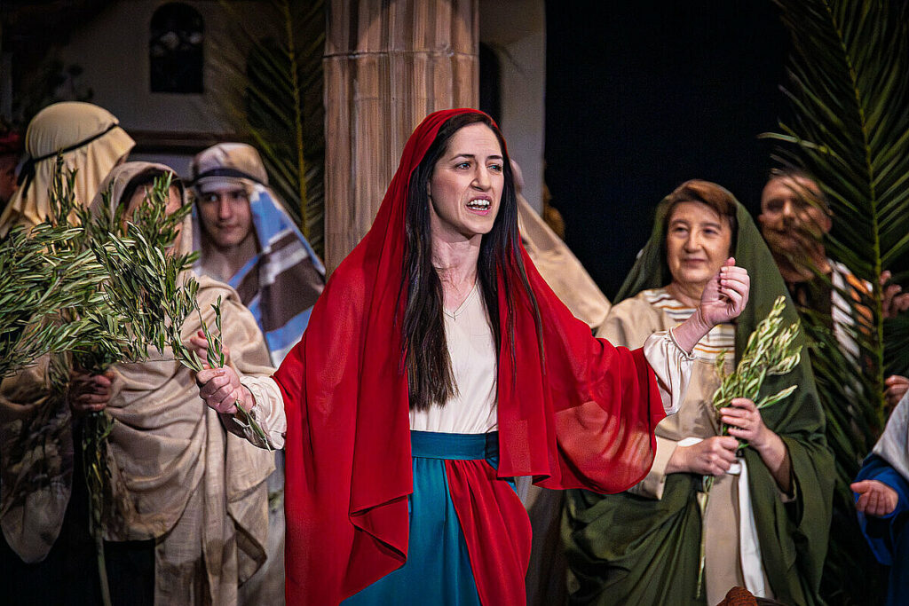 Argamasilla de Alba vivió una intensa tarde de teatro con la representación de “La Pasión de Cristo” 8 pasiondecristo 4