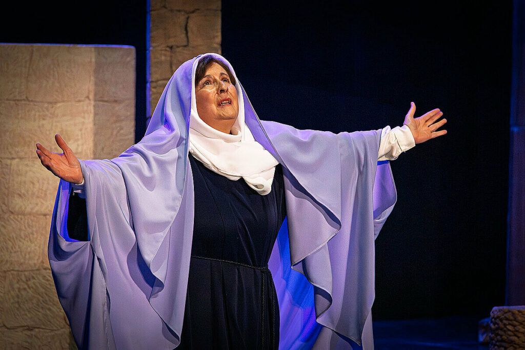 Argamasilla de Alba vivió una intensa tarde de teatro con la representación de “La Pasión de Cristo” 7 pasiondecristo 5