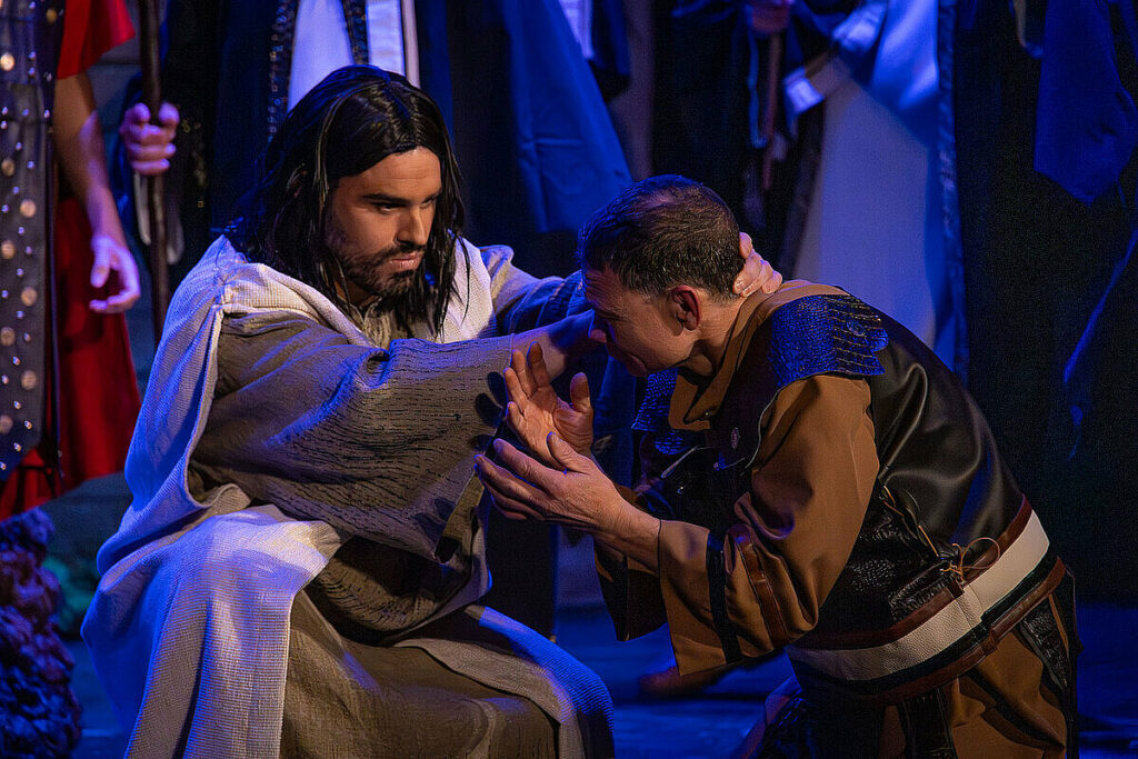 Argamasilla de Alba vivió una intensa tarde de teatro con la representación de “La Pasión de Cristo” 6 pasiondecristo 6