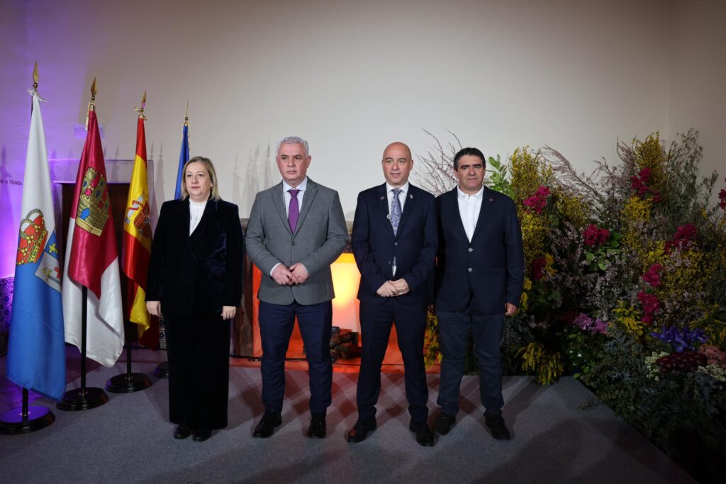 Pastrana abre su XLV Feria Apícola Internacional que reivindica el valor de las abejas y del mundo rural 7 pastranaferiaapicola 2