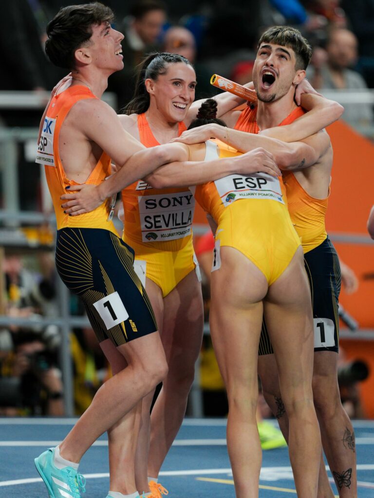 Paula Sevilla y el relevo español firman una plata histórica en el Mundial indoor de Torun 7 paulasevillaplatahistorica 2
