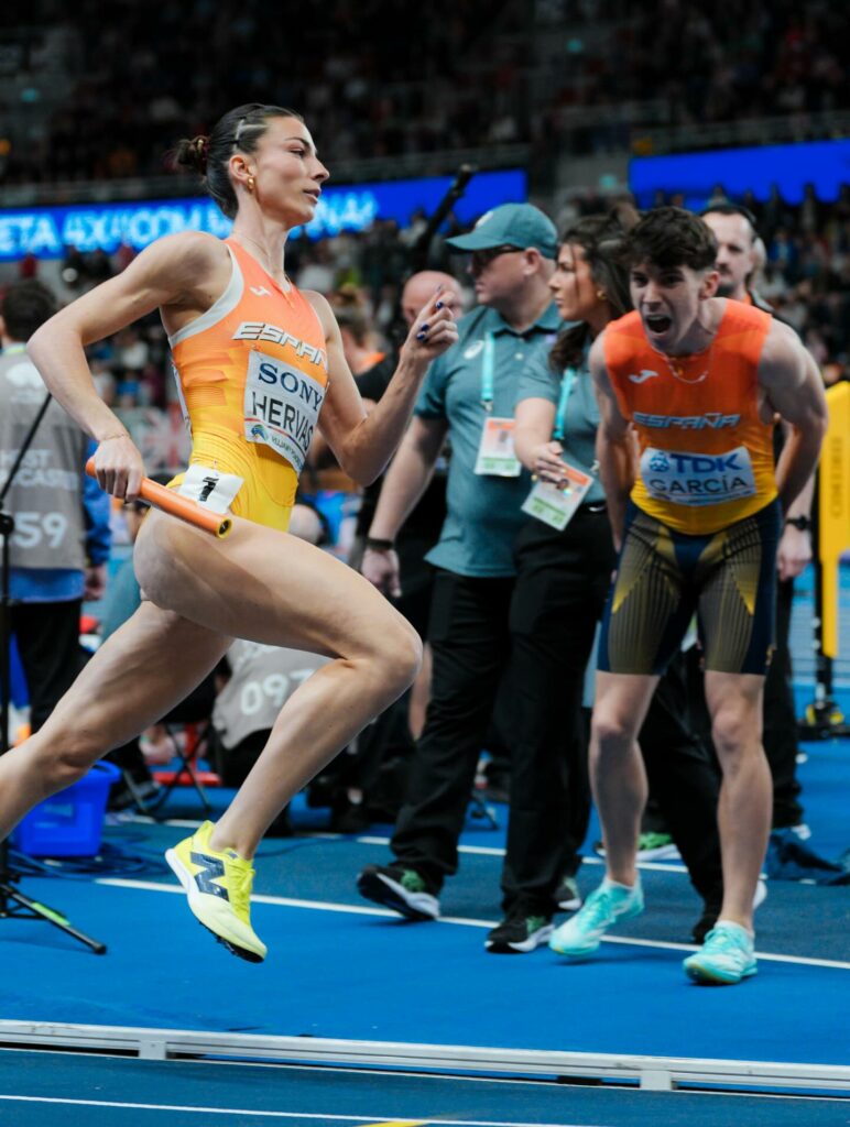 Paula Sevilla y el relevo español firman una plata histórica en el Mundial indoor de Torun 3 paulasevillaplatahistorica 6