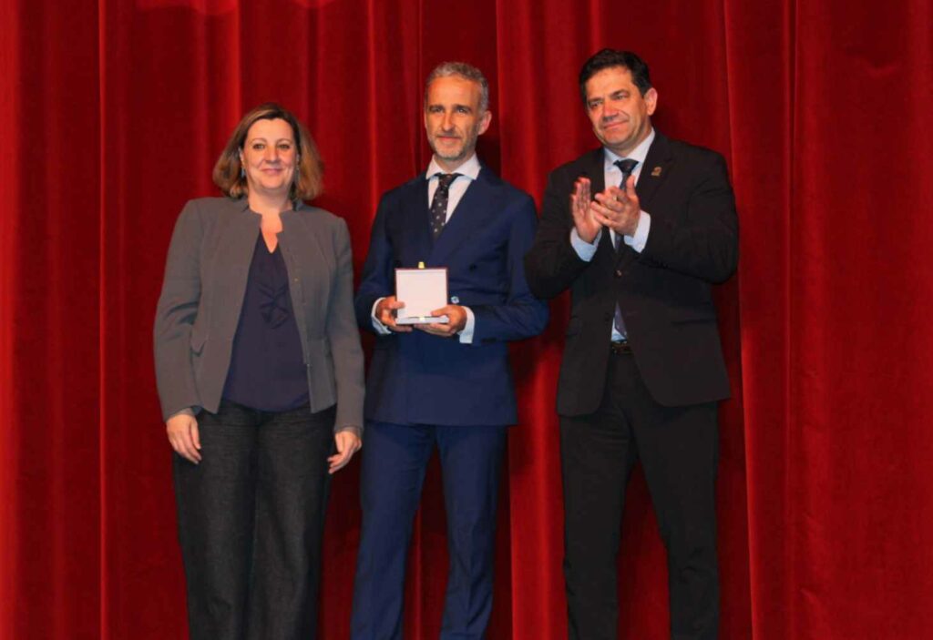 Rojo Calatrava da el pistoletazo de salida a la Ruta de la Pasión Calatrava 2026 1 rojocalatrava 2