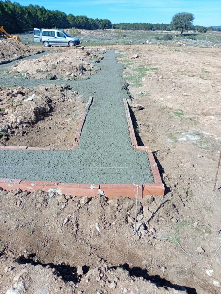 Un taller de empleo en Pozo de la Serna se hará cargo de la primera fase de construcción de un área de recreo rural en la pedanía de Alhambra 1 talleresempleo pozo de la serna 2