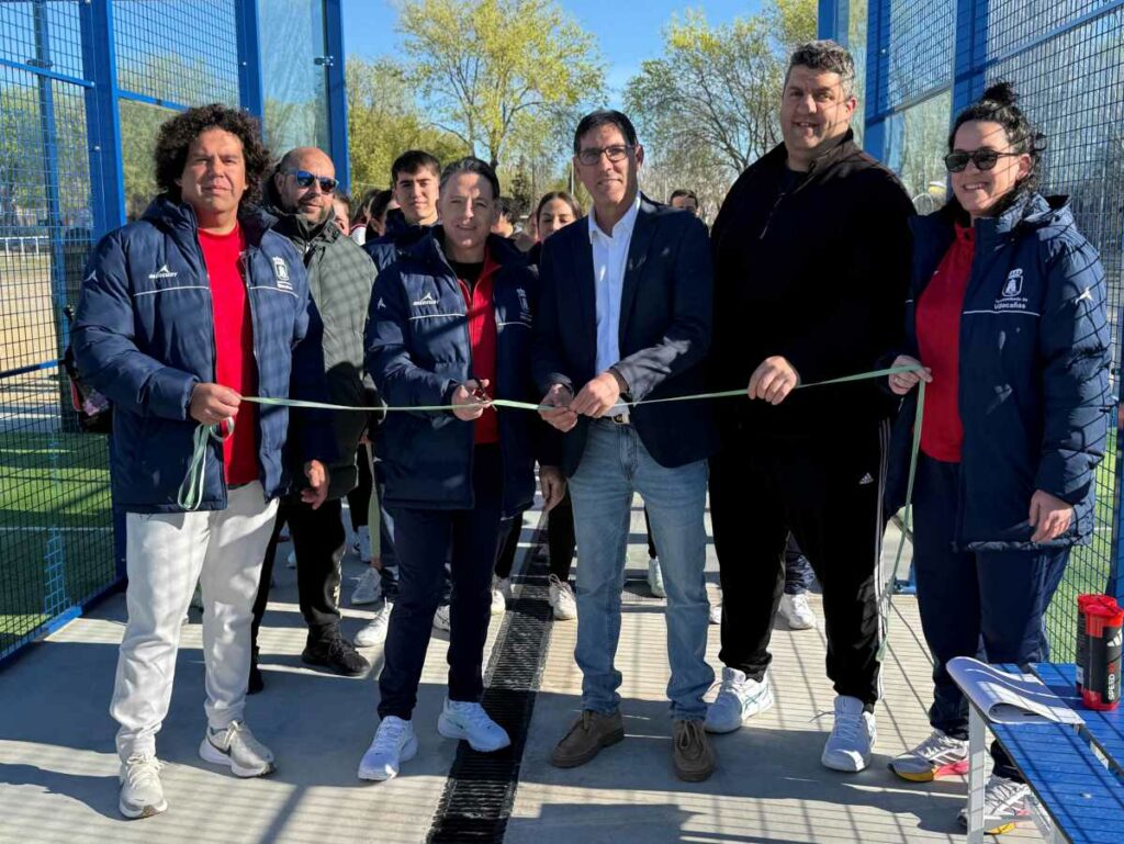 Villacañas inaugura nuevas pistas de pádel y el renovado campo de fútbol, reforzando su apuesta por el deporte de calidad 4 villacanasinaugurapistaspadel 5