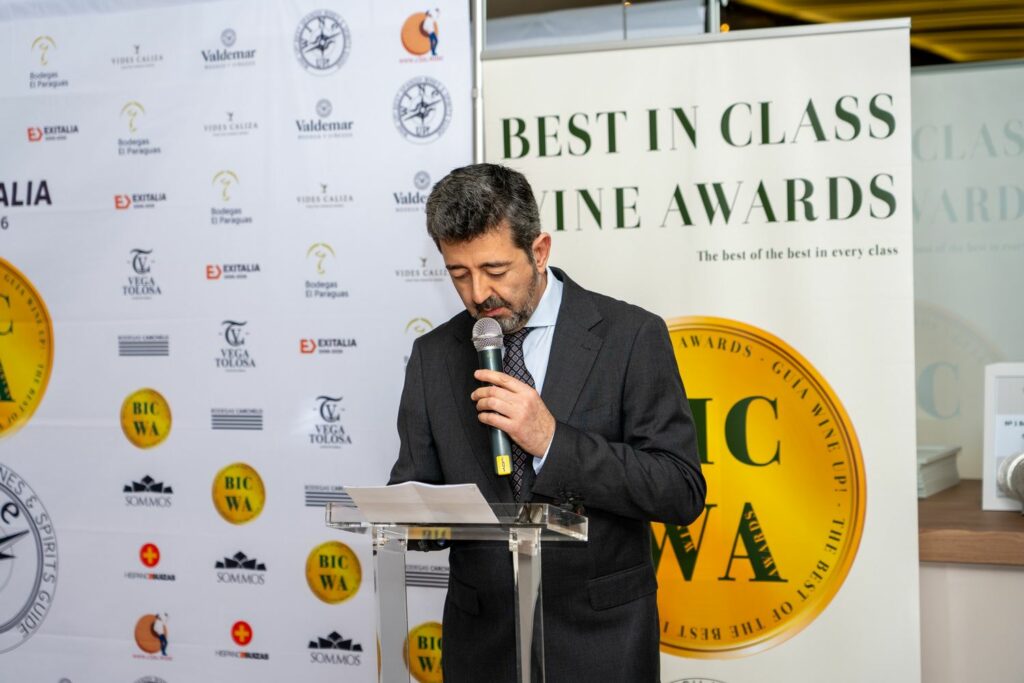 Los Best In Class Wine Awards encumbran a los mejores vinos del año en la Guía Wine Up! y homenajea a Luis Gutiérrez 4 wineawarsd 2
