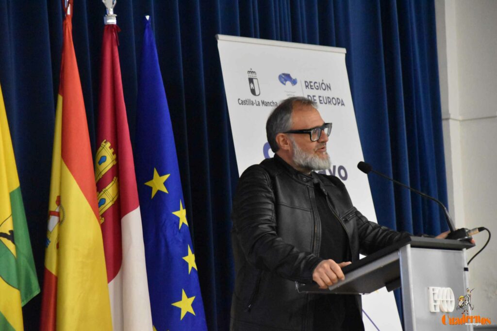 Caballero sitúa a Europa como garantía de bienestar, democracia y oportunidades para Castilla-La Mancha 2 16 abril jornada dia europa fco garcia pavon tomelloso10