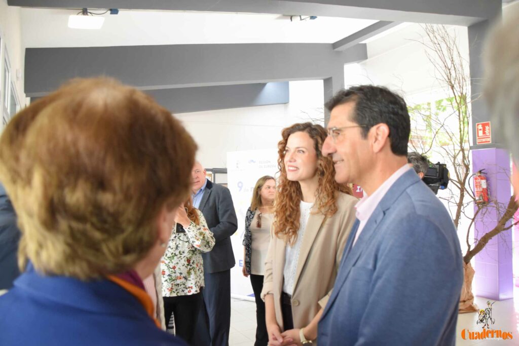 Caballero sitúa a Europa como garantía de bienestar, democracia y oportunidades para Castilla-La Mancha 13 16 abril jornada dia europa fco garcia pavon tomelloso21