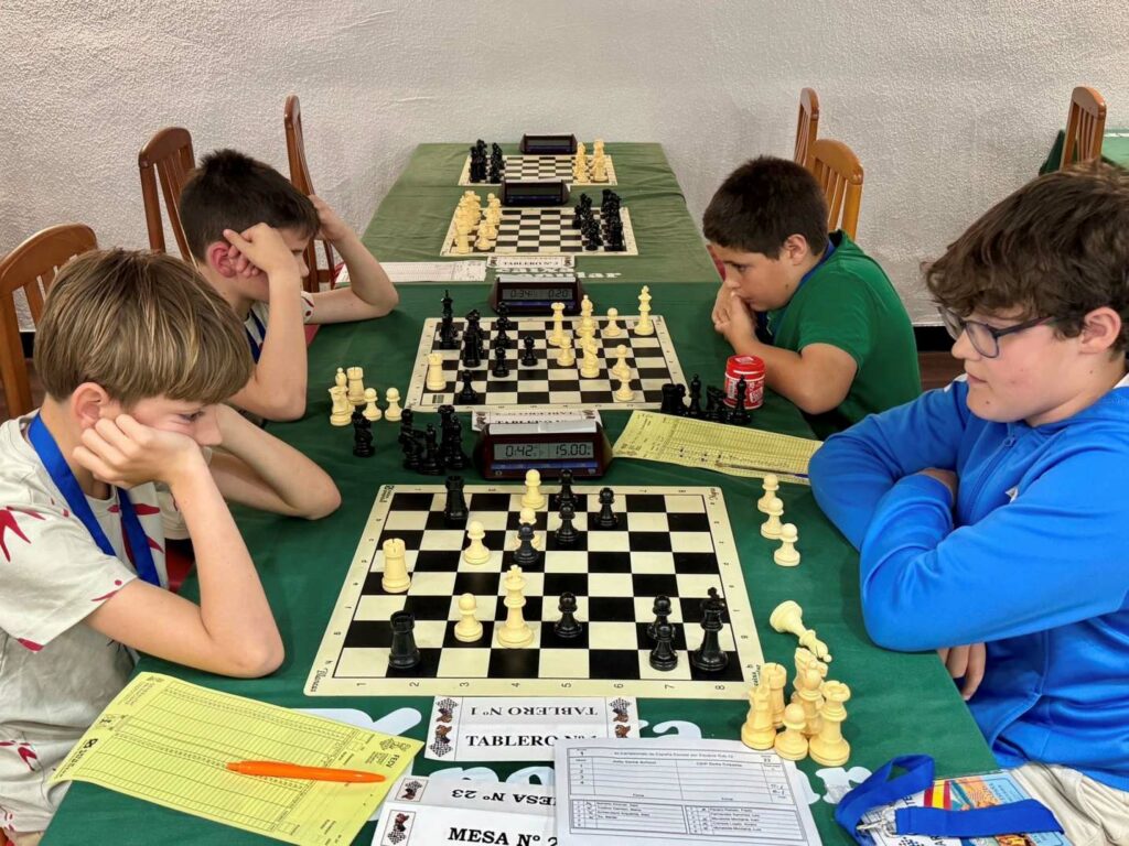 ajedreztomelloso dona crisanta 9