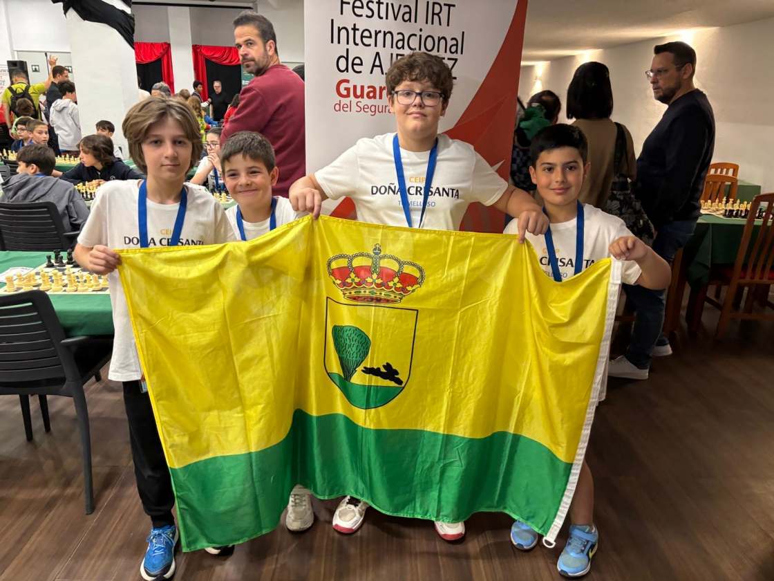 El CEIP Doña Crisanta se corona como el quinto mejor equipo de España en el Campeonato Escolar de Ajedrez Sub-12 y Sub-18