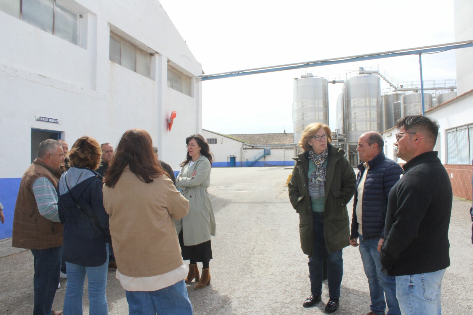 Blanca Fernández destaca el “gran dinamismo” del sector vitivinícola de Ciudad Real con un nuevo récord de exportaciones impulsado por las ayudas VINATI 4 Blanca Fernández destaca el “gran dinamismo” del sector vitivinícola de Ciudad Real con un nuevo récord de exportaciones impulsado por las ayudas VINATI