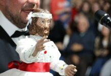 El lunes arrancan las danzas nocturnas del Cristo de la Viga en las casas de los Mayordomos de la Cofradía El lunes arrancan las danzas nocturnas del Cristo de la Viga en las casas de los Mayordomos de la Cofradía