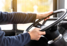 Denunciado un conductor de un vehículo de transporte escolar por circular teniendo presencia de drogas en el organismo Denunciado un conductor de un vehículo de transporte escolar por circular teniendo presencia de drogas en el organismo