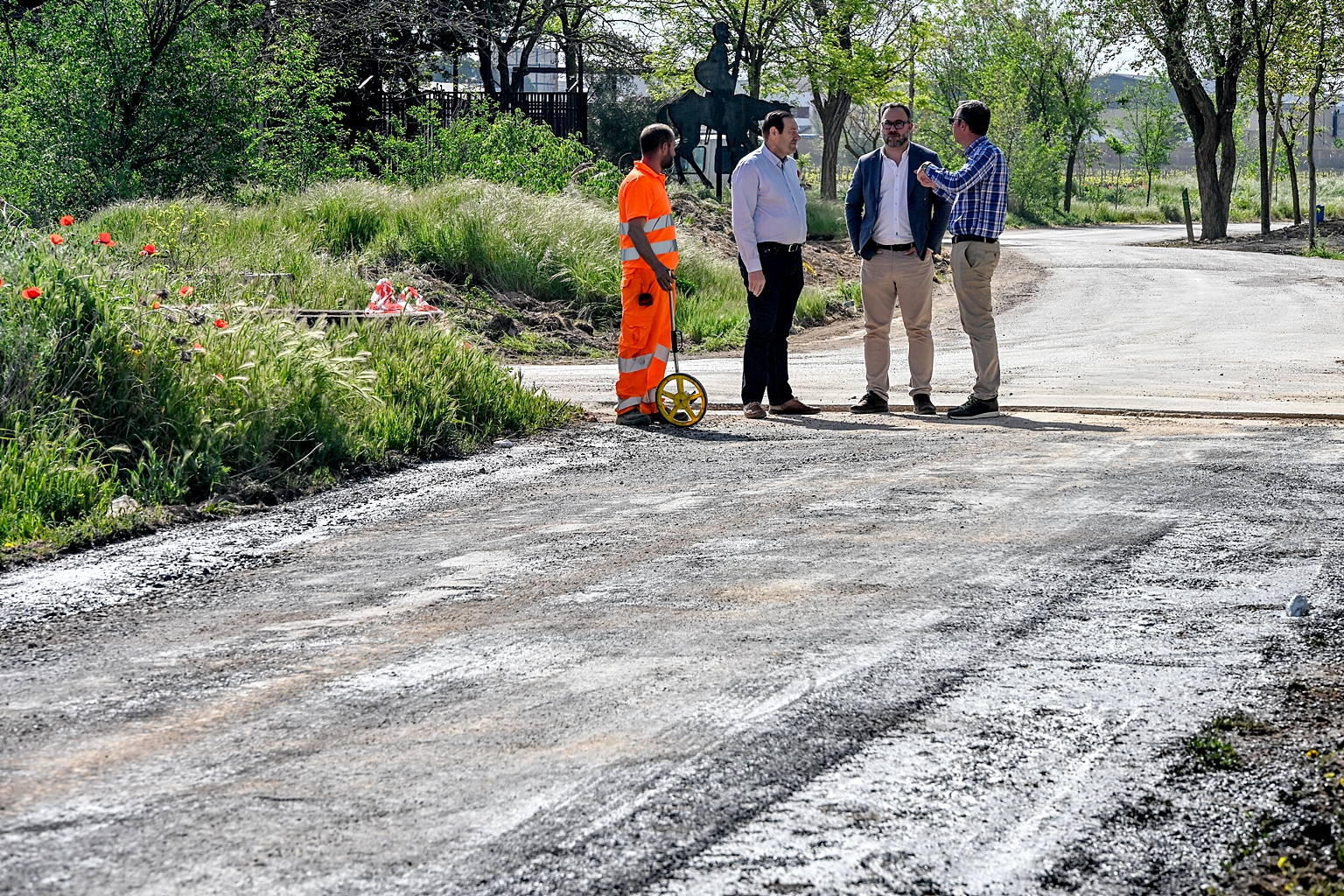 El Ayuntamiento invierte más de 37.500 euros en la mejora del camino de Alcázar