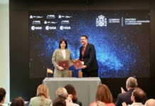 El Gobierno regional firma su adhesión al proyecto ESA BIC con el objetivo de convertirse en referente en el ámbito del emprendimiento espacial El Gobierno regional firma su adhesión al proyecto ESA BIC con el objetivo de convertirse en referente en el ámbito del emprendimiento espacial