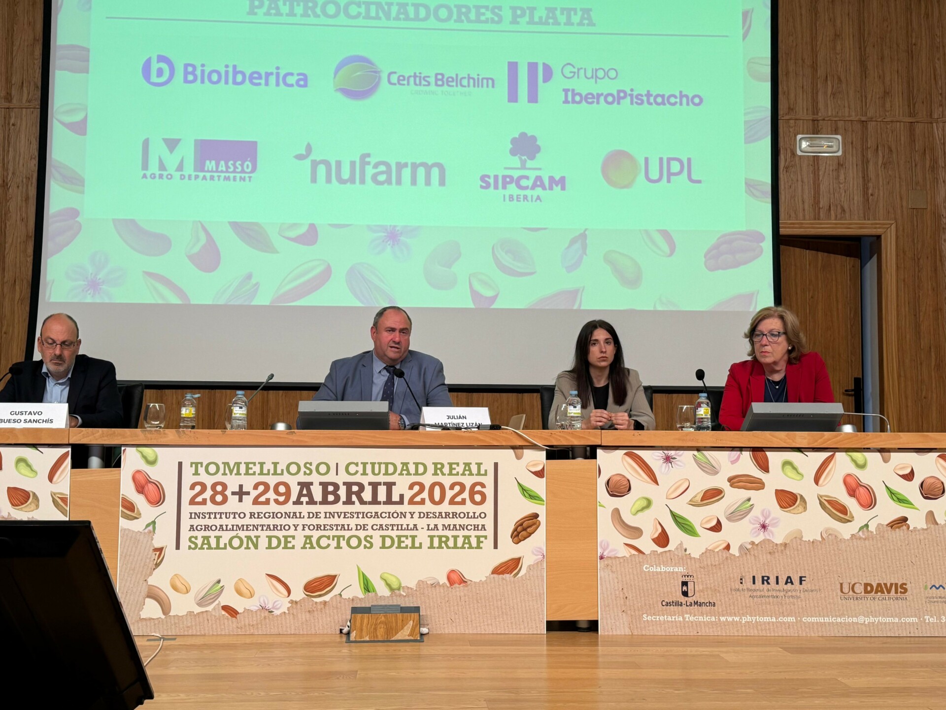 El Gobierno regional pone en valor el liderazgo nacional e internacional de Castilla-La Mancha en frutos secos y su proyección de futuro