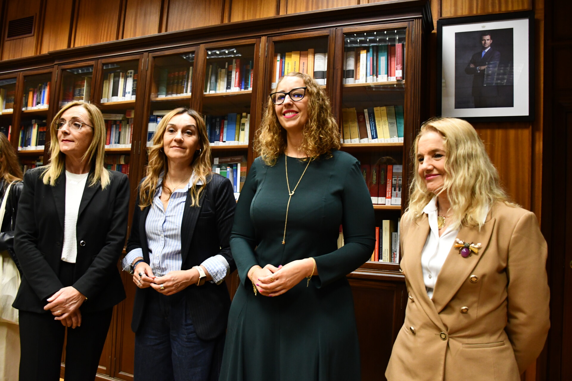 El Gobierno regional refuerza la coordinación institucional con la creación de la Comisión de Seguimiento del Acuerdo frente a la violencia de Género