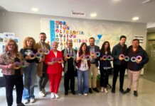 La Junta refuerza su apoyo a las personas con autismo con nuevas plazas públicas en el centro de día de APANAG en Guadalajara El Gobierno regional refuerza su apoyo a las personas con autismo con nuevas plazas públicas en el centro de día de APANAG en Guadalajara