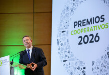 García-Page anuncia un Plan de Relevo Generacional de cooperativas para incentivar el ingreso de jóvenes en el campo El presidente de Castilla-La Mancha anuncia un Plan de Relevo Generacional de cooperativas para incentivar el ingreso de jóvenes en el campo