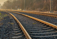 Muere un trabajador arrollado por un tren de mercancías peligrosas en Socuéllamos Muere un trabajador arrollado por un tren de mercancías peligrosas en Socuéllamos