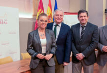 Expertos debatirán en Ciudad Real en unas jornadas de la FEMP cómo se avanza con las nuevas tecnologías hacia administraciones locales más transparentes Expertos de toda España debatirán en Ciudad Real en unas jornadas de la FEMP cómo se avanza con las nuevas tecnologías hacia administraciones locales más transparentes, más innovadoras y más participativas