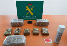 ¡Cazados en la A-30 con el hachís escondido en los asientos! ¡Cazados en la A-30 con el hachís escondido en los asientos!