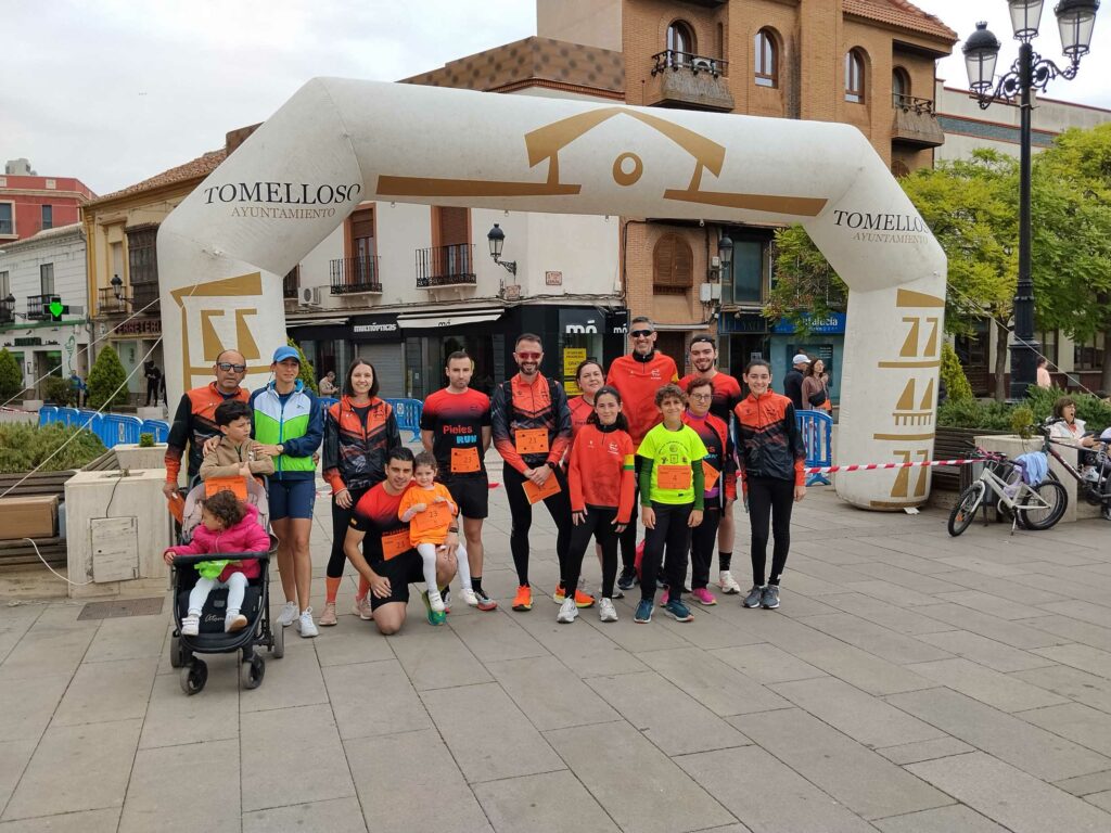 Intenso fin de semana para el Club de Amigos del Atletismo Los Pieles Run 2 intenso fin de semana pieles run8