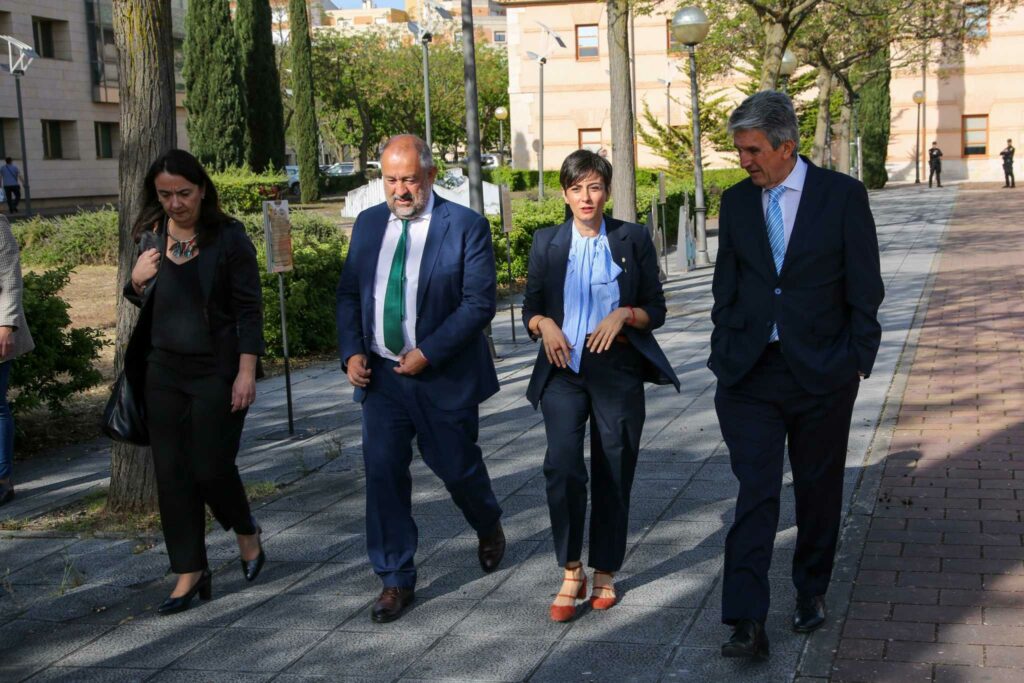 Isabel Rodríguez reivindica a José Enrique Serrano como un “gigante democrático” y llama a seguir su ejemplo 3 isabelrodriguez campus cr 3