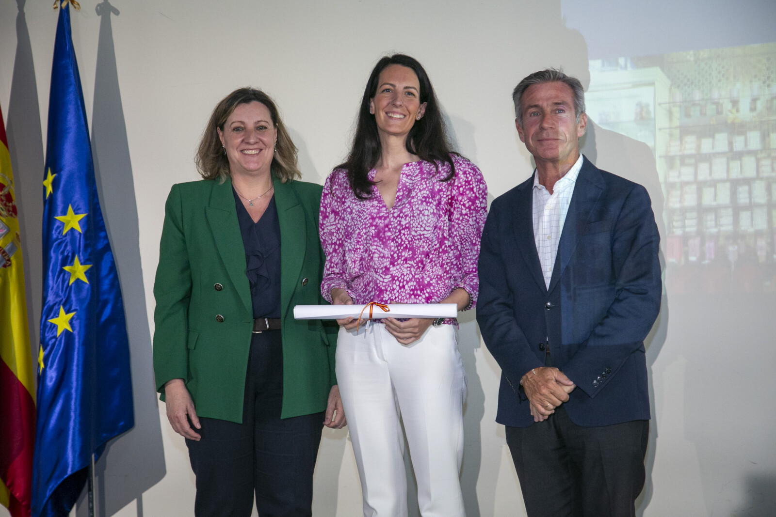 La cifra de negocios en el sector del comercio supera los 28.700 millones de euros despu&eacute;s de crecer un 40,5% desde el a&ntilde;o 2018 en la regi&oacute;n