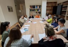 La Comisión Provincial de Seguimiento del Protocolo de Prevención de la Mutilación Genital Femenina se reúne en la Casa Perona La Comisión Provincial de Seguimiento del Protocolo de Prevención de la Mutilación Genital Femenina se reúne en la Casa Perona