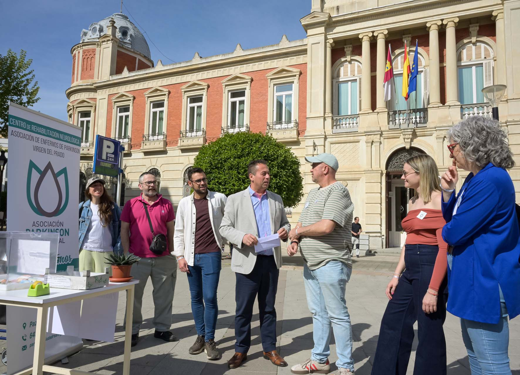La Diputación de Ciudad Real muestra su apoyo a la Asociación de Enfermos de Parkinson “Virgen del Prado”
