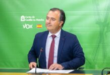 VOX presenta una iniciativa para frenar el colapso sanitario y garantizar la sostenibilidad del SESCAM VOX presenta una iniciativa para frenar el colapso sanitario y garantizar la sostenibilidad del SESCAM
